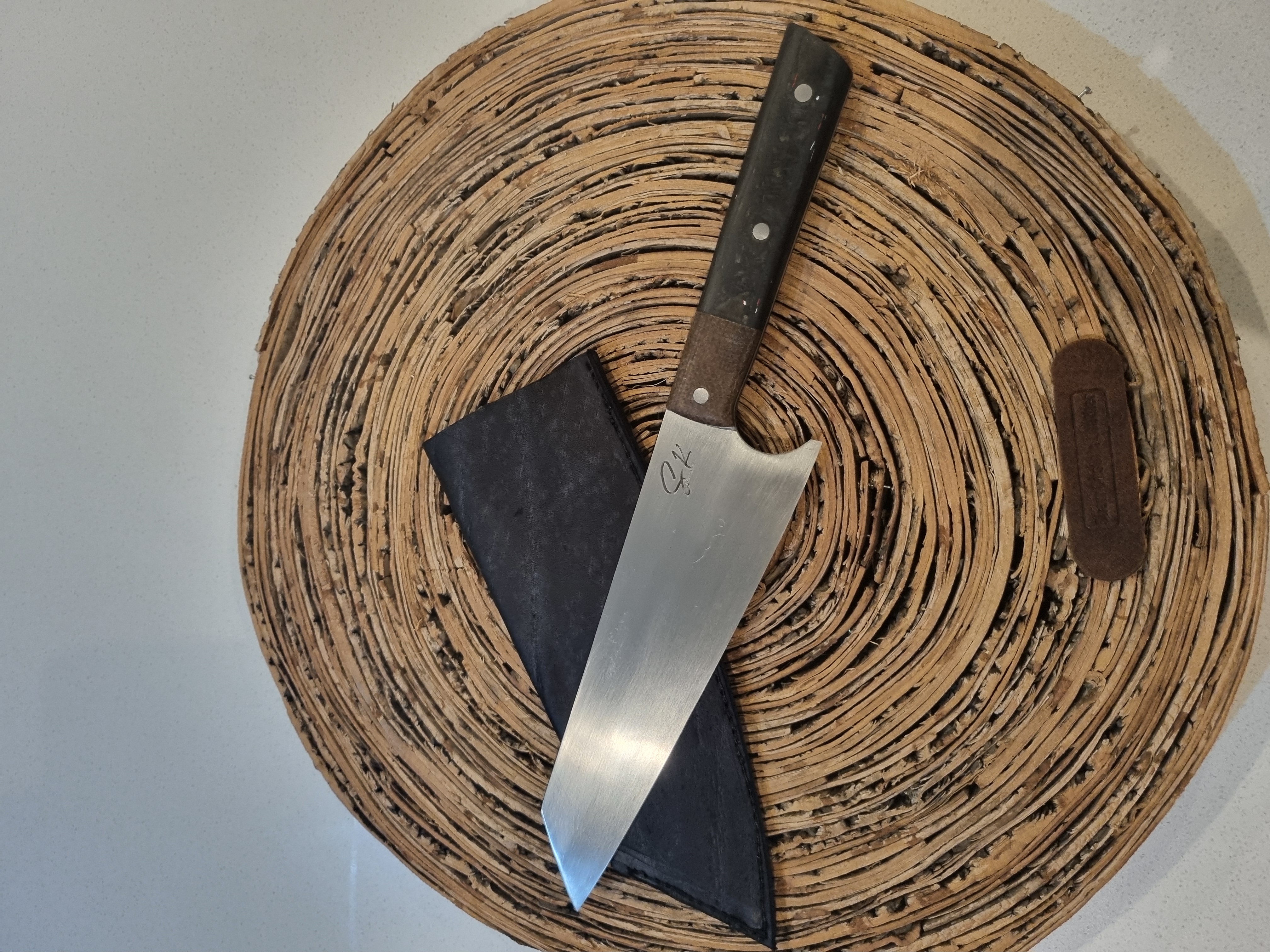 ◆handmade shop◆＊ｋｎａ＊ページ Shaw Knives | Handcrafted Knives & Leather Goods